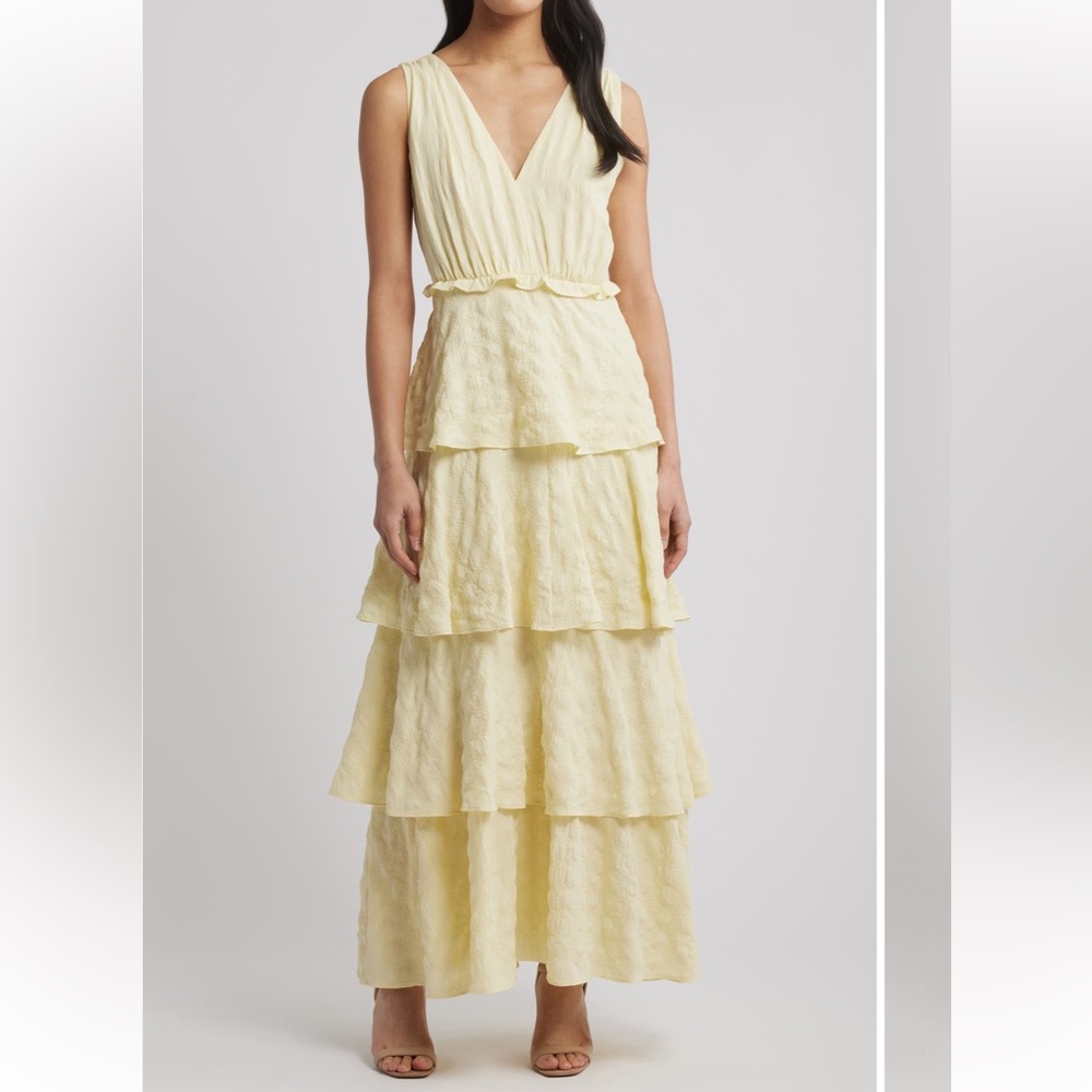 Elegant Tiered Maxi Dress